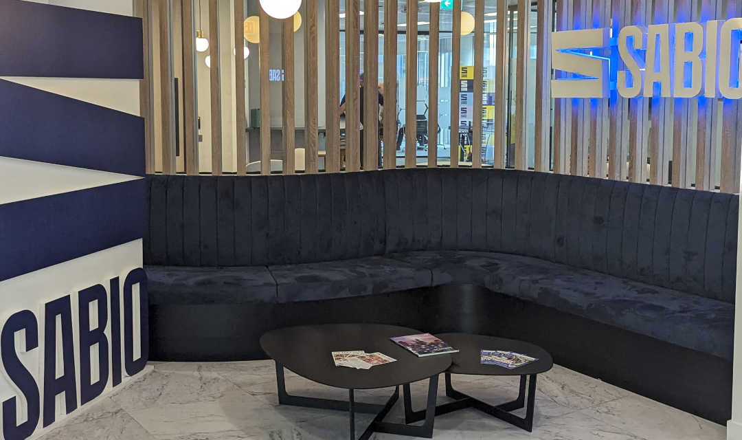 Menos esperas, más derechos y sanciones millonarias. Así impactará la nueva Ley de Atención a la Clientela en las empresas