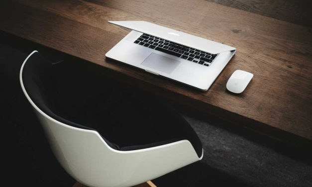 El trabajo híbrido supera al salario como principal atractivo para captar talento tecnológico