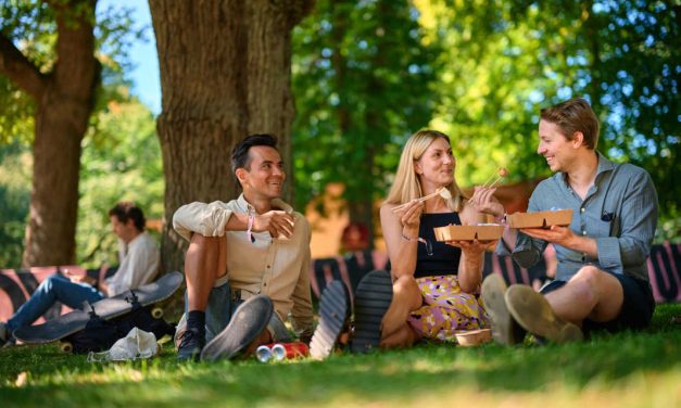 Las vacaciones, la familia y la amistad lideran la fórmula de la felicidad para los españoles