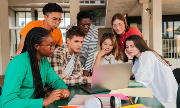 Instructure y AWS aceleran con IA la modernización educativa para ampliar el acceso al empleo