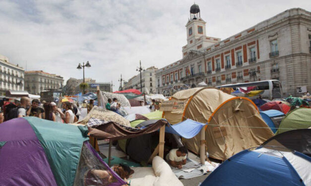 ¿Es legal mantener una acampada de protesta en un espacio público? Estos son sus límites