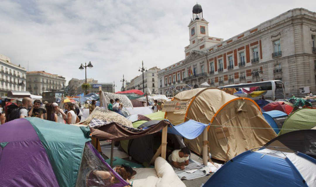 ¿Es legal mantener una acampada de protesta en un espacio público? Estos son sus límites